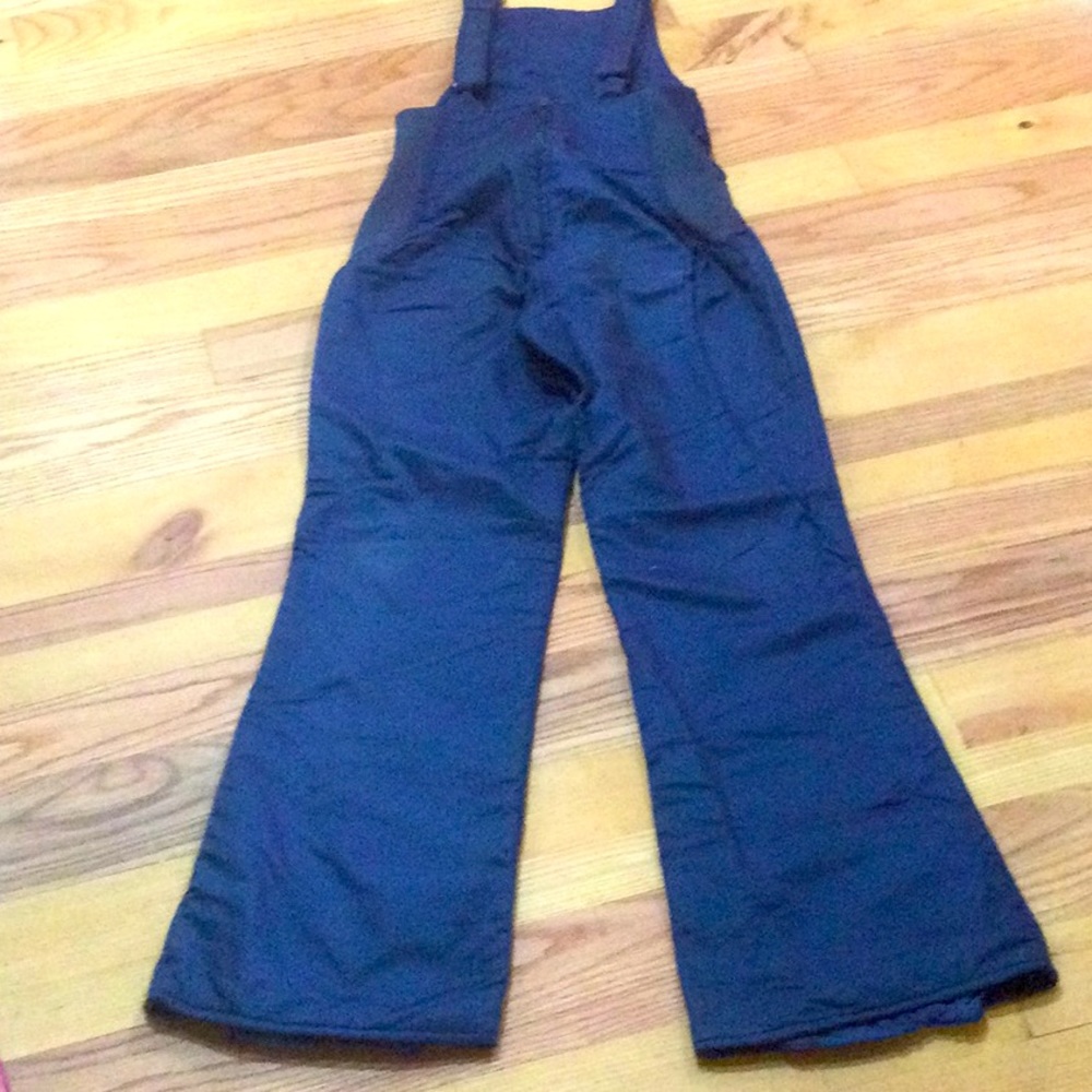 Alpine Designs Size 8 Ski Navy Pants with Bib, Elasticized sides, Good condition